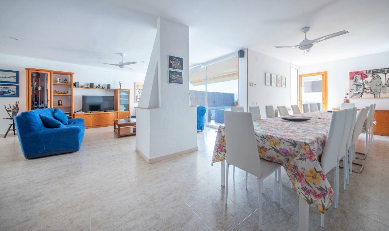 Villa Med Сиджес Экстерьер фото